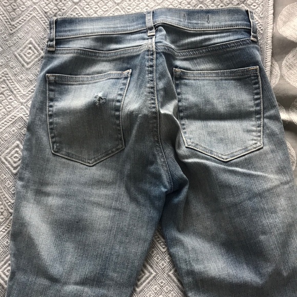 Gap Light Denim Skinny Jeans - Picture 2 of 3